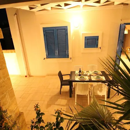 Blumarini Apartmanhotel Lido Marini