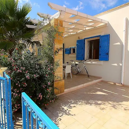 Aparthotel Blumarini Lido Marini